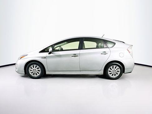 Used 2014 Toyota Prius Prime Plug-In Hybrid FWD image 4