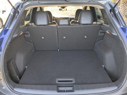 Used 2025 Nissan Kicks SR FWD image 13