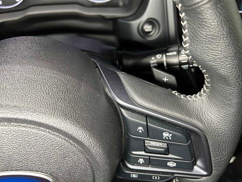 Used 2025 Subaru Forester Limited AWD/4WD image 29