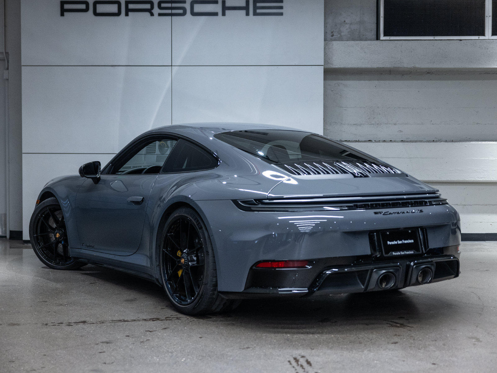 Certified 2025 Porsche 911 Carrera 4 GTS AWD/4WD image 3