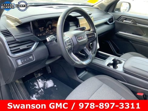 Certified 2025 GMC Acadia Elevation image 10