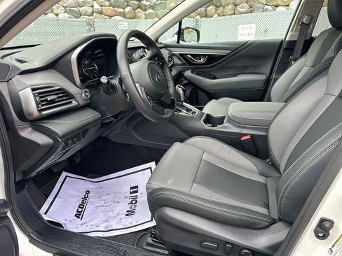 Used 2025 Subaru Outback Onyx Edition XT image 9