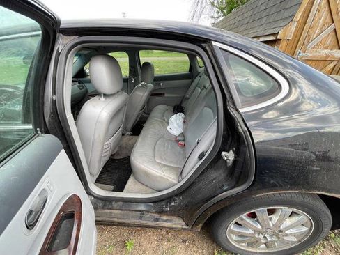 Used 2006 Buick LaCrosse CXS w/ Driver Confidence Package FWD image 22