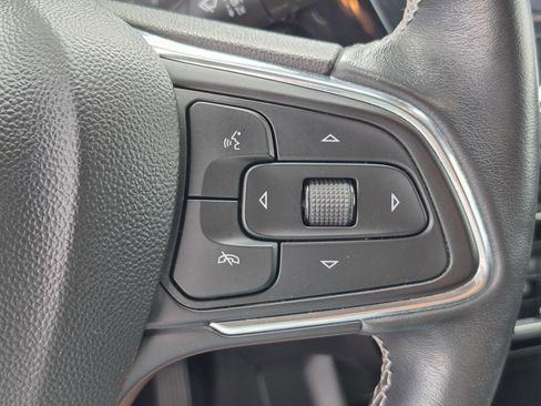 Used 2023 Buick Encore GX Select FWD image 31