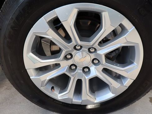 Used 2023 Chevrolet Silverado 1500 LTZ w/ LTZ Convenience Package II image 45