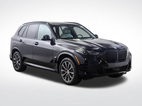 New 2026 BMW X5 xDrive40i w/ M Sport Package AWD/4WD image 7
