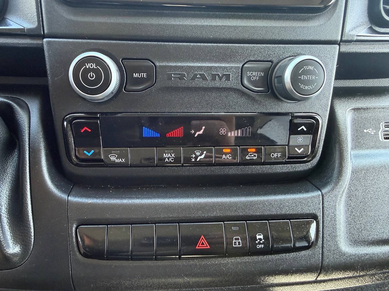 Used 2023 RAM ProMaster 3500 FWD image 37
