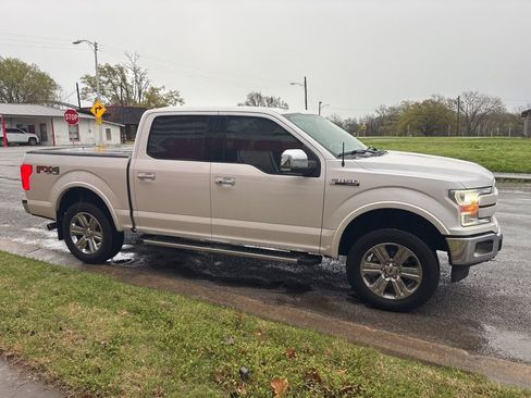 Used 2018 Ford F150 Lariat w/ Equipment Group 502A Luxury image 7