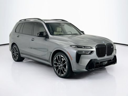 Used 2024 BMW X7 M60i w/ Executive Package AWD/4WD image 3