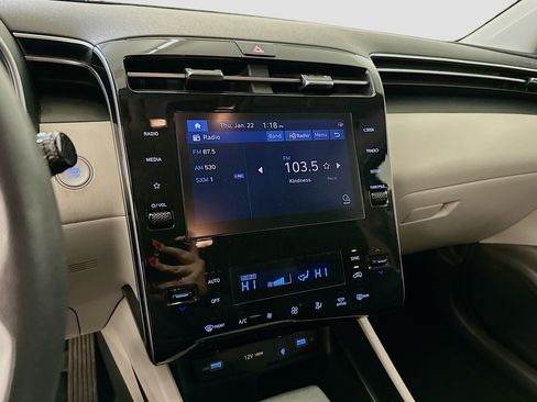 Used 2024 Hyundai Tucson SEL image 25