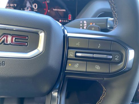 New 2026 GMC Yukon AT4 image 27