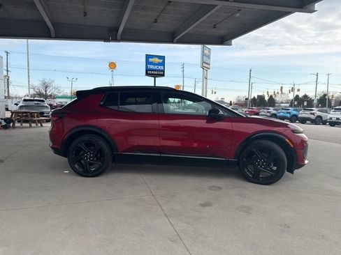New 2026 Chevrolet Equinox EV RS AWD/4WD image 6