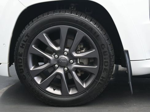 Used 2018 Jeep Grand Cherokee High Altitude image 54