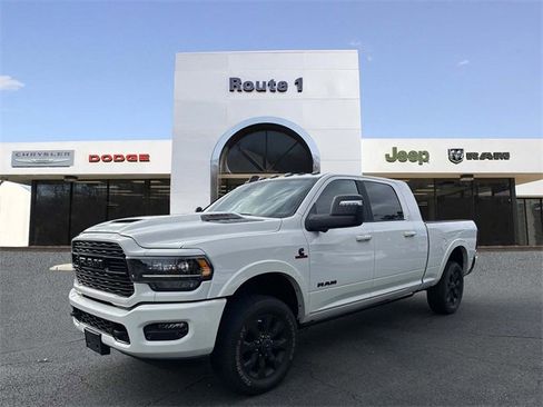 Used 2024 RAM 3500 Limited image 2