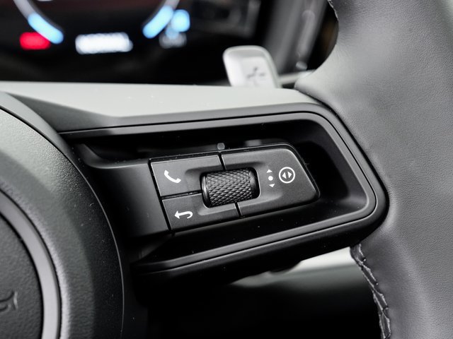 Certified 2026 Porsche Cayenne AWD/4WD image 14