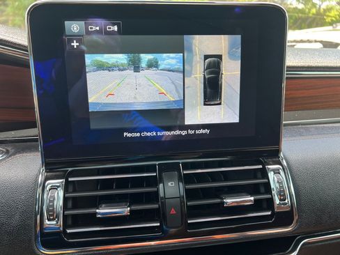 Used 2019 Lincoln Navigator Reserve AWD/4WD image 29