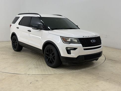 Used 2018 Ford Explorer Sport AWD/4WD image 7