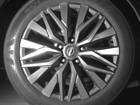 Used 2025 Nissan Altima 2.5 SV image 15