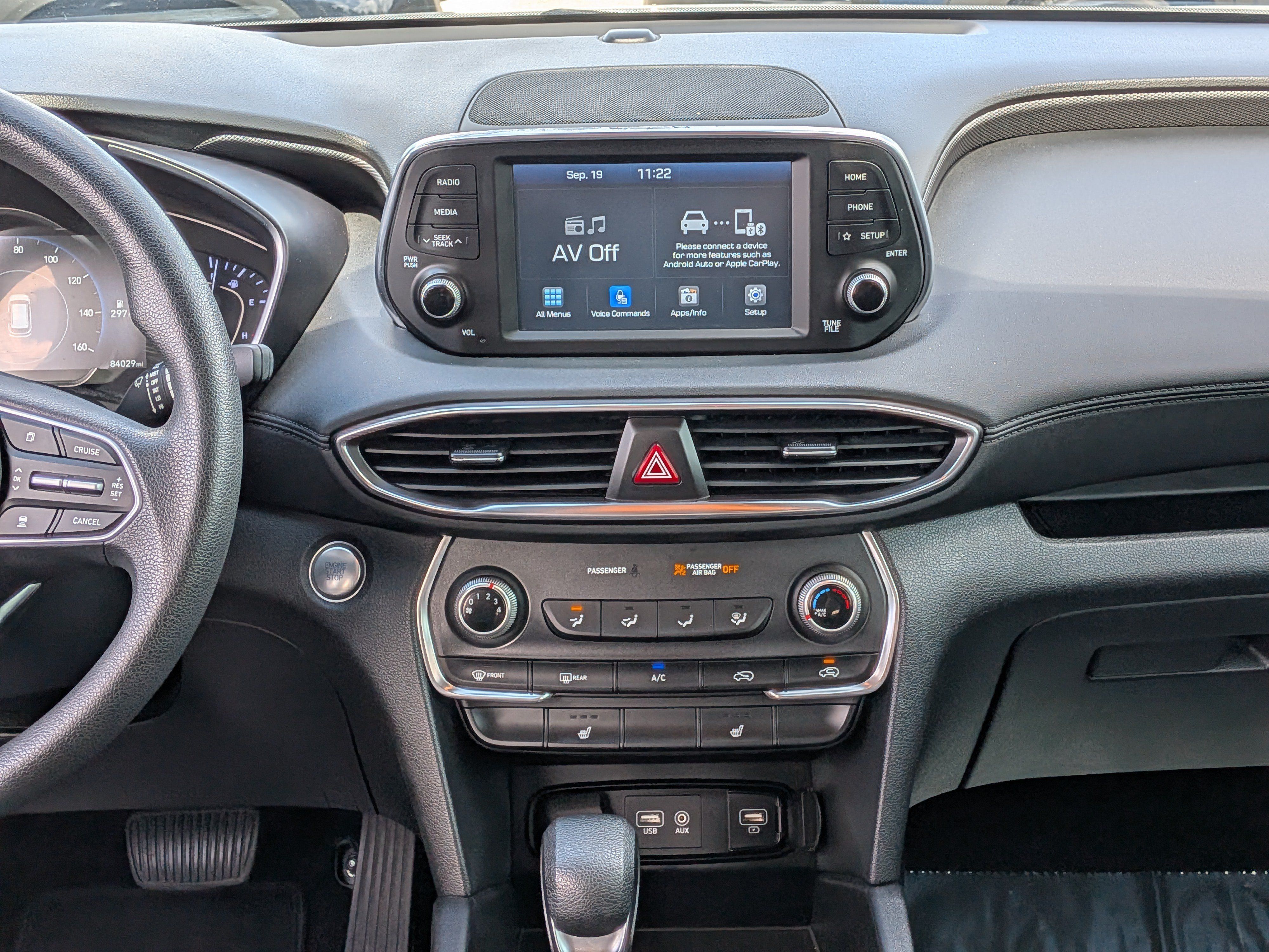 Used 2019 Hyundai Santa Fe SEL FWD image 19