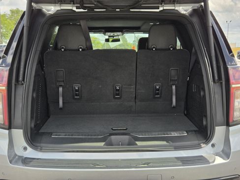 Used 2023 Chevrolet Tahoe RST AWD/4WD image 9
