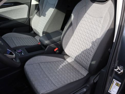 New 2026 Volkswagen Tiguan S image 37