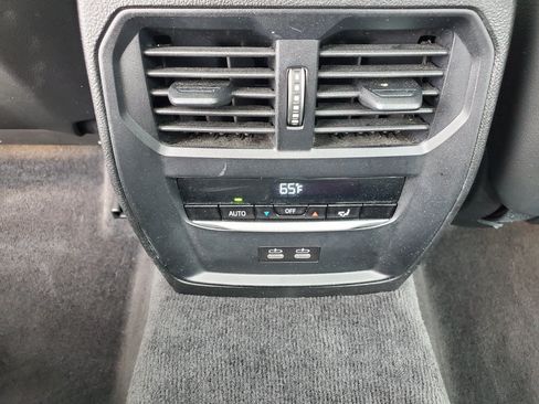 Used 2022 BMW M3 RWD image 34