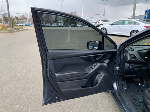 Used 2017 Subaru Impreza 2.0i image 9