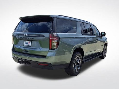 Used 2024 Chevrolet Suburban Z71 w/ Luxury Package AWD/4WD image 8