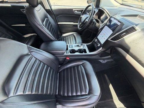 Used 2024 Ford Edge SEL AWD/4WD image 11