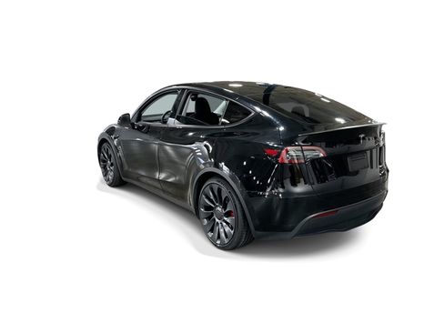 Certified 2023 Tesla Model Y Performance AWD/4WD image 4