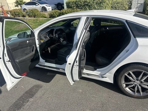Used 2017 Hyundai Sonata Sport 2.0T image 7