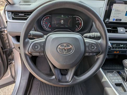 Certified 2023 Toyota RAV4 XLE AWD/4WD image 9