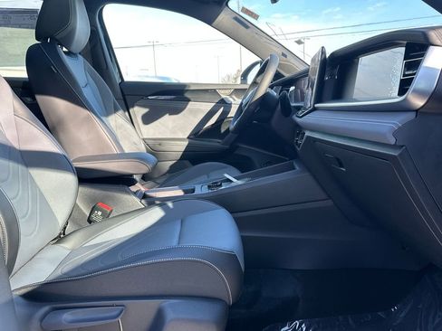 New 2026 Volkswagen Tiguan SE R-Line image 16