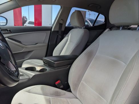 Used 2013 Kia Optima LX FWD image 7
