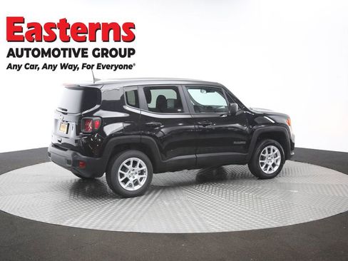 Used 2023 Jeep Renegade Latitude AWD/4WD image 42