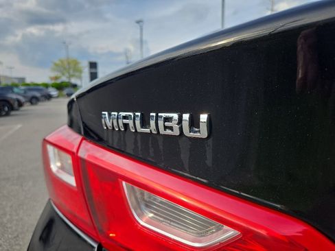 Used 2023 Chevrolet Malibu LT FWD image 27