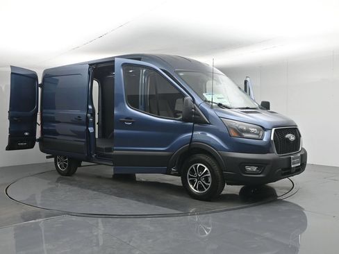 New 2026 Ford Transit 250 148 Medium Roof w/ Exterior Upgrade Package RWD image 27