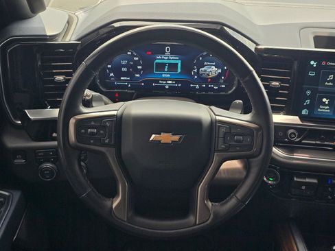Used 2023 Chevrolet Silverado 1500 High Country AWD/4WD image 16
