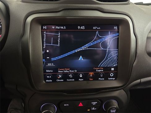 Used 2022 Jeep Renegade Trailhawk w/ Trailer Tow Group image 13