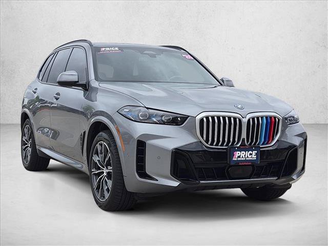 Used 2026 BMW X5 xDrive50e w/ M Sport Package AWD/4WD image 3