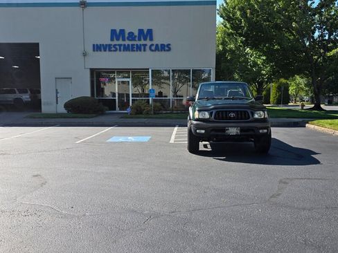 Used 2002 Toyota Tacoma 4x4 Regular Cab w/ Enhancement Pkg image 40
