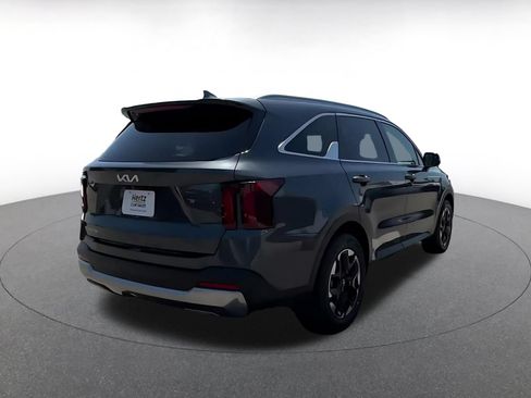 Used 2024 Kia Sorento S FWD image 14