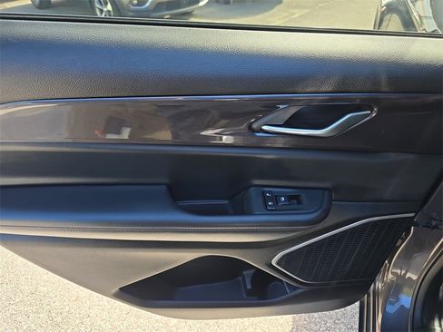 Used 2021 Jeep Grand Cherokee L Laredo image 32