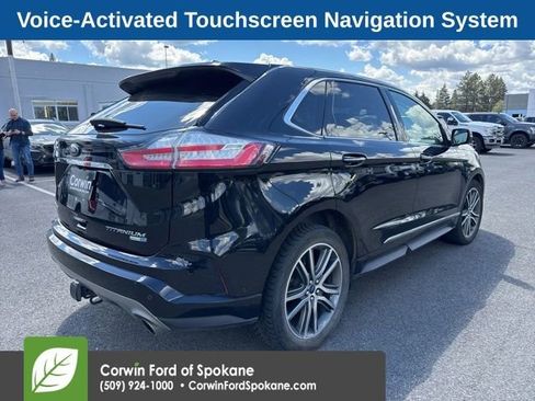 Used 2019 Ford Edge Titanium w/ Equipment Group 301A AWD/4WD image 11