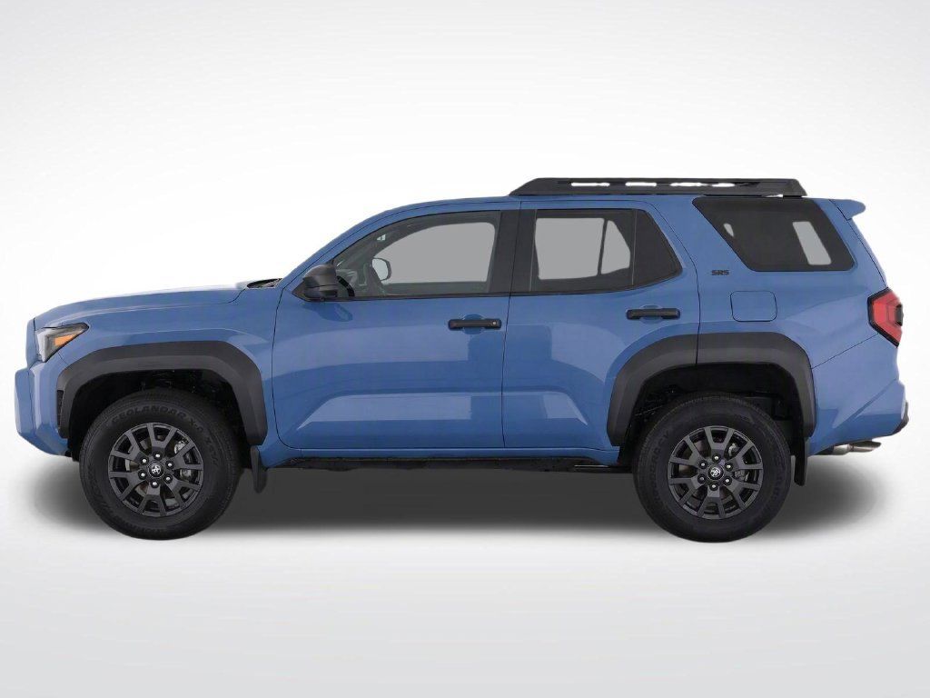 Used 2025 Toyota 4Runner SR5 AWD/4WD image 7