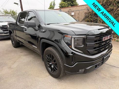 Used 2024 GMC Sierra 1500 Elevation w/ X31 Off-Road Package AWD/4WD image 2