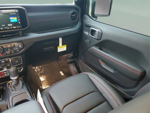 New 2026 Jeep Gladiator Rubicon w/ Safety Group image 10