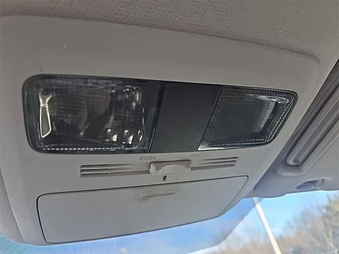 Used 2018 Subaru Forester 2.5i w/ Alloy Wheel Package image 20