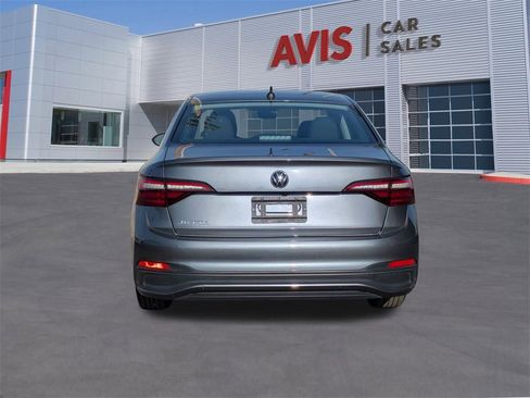 Used 2024 Volkswagen Jetta S image 7