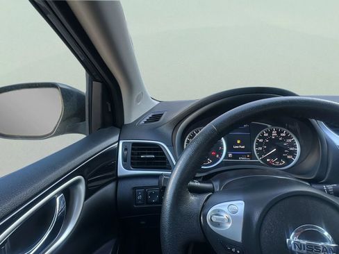 Used 2019 Nissan Sentra SL FWD image 22